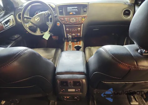 2019 Nissan Pathfinder S z USA, uszkodzony, nr VIN 5N1DR2MM6KC617030